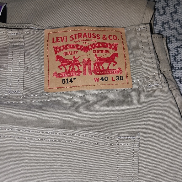Levi's 514 Straight Khaki Pants - Picture 5 of 9